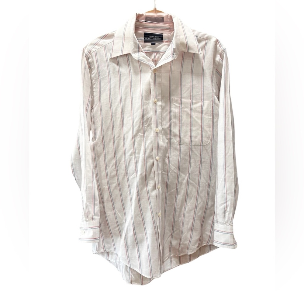 Vintage 80’s/90’s Mervyns classic crisp white pin striped button down shirt-m